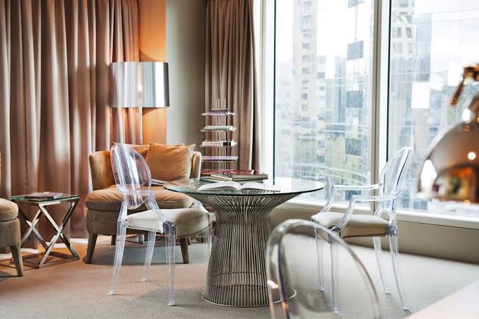 The Blackman hotel room with figurative artwork, Melbourne